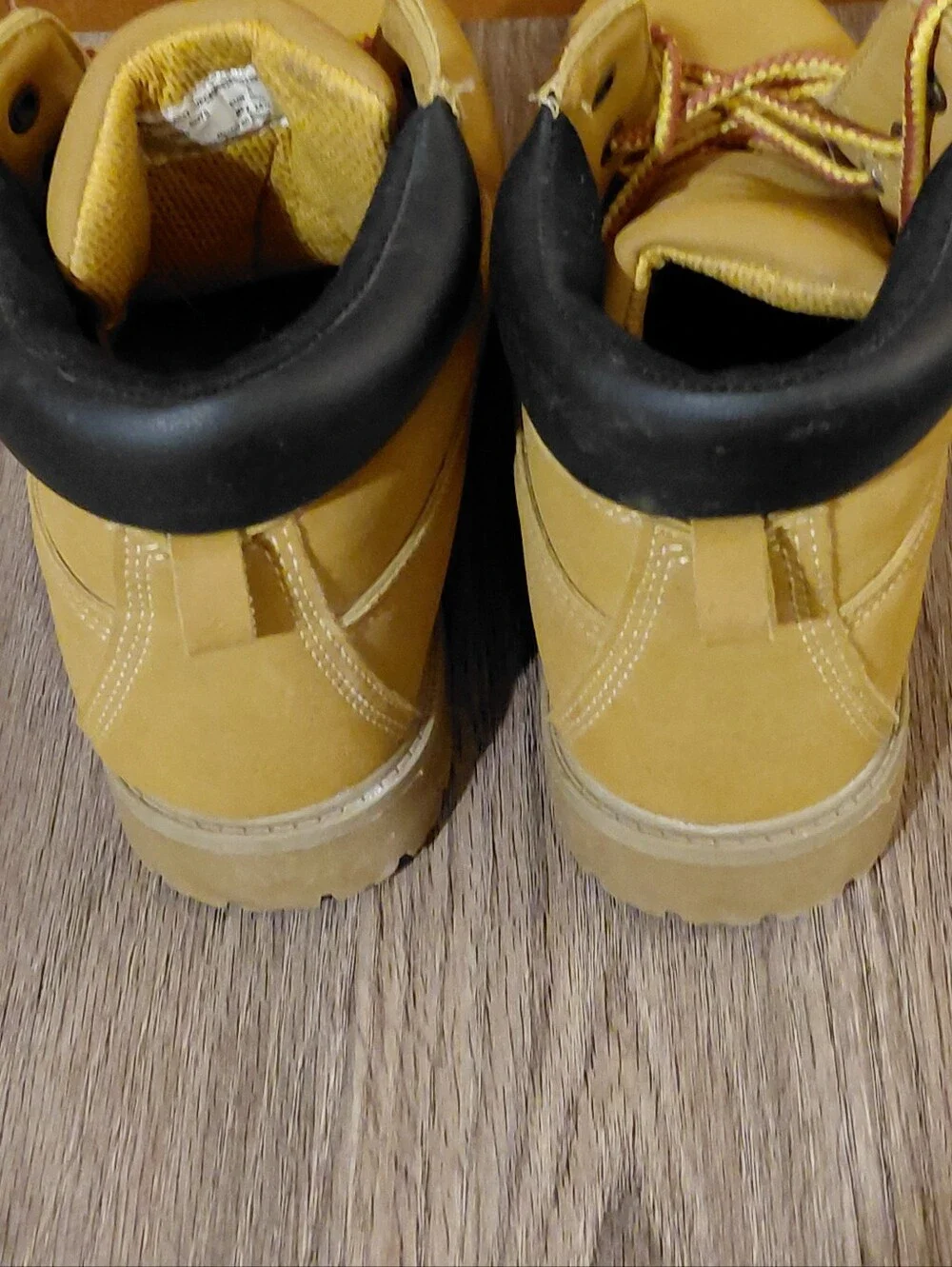 Wonder Nation Boys Tucker Boots, Size 6 Wheat